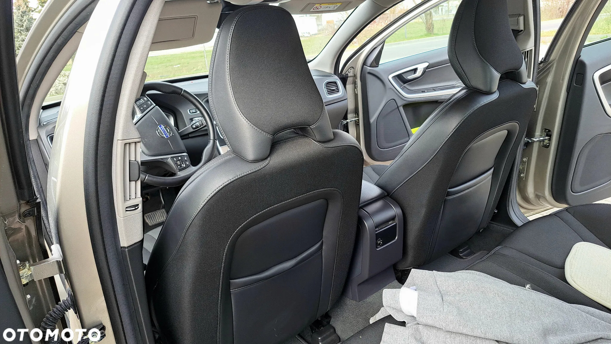 Volvo S60 D4 Drive-E Momentum - 20