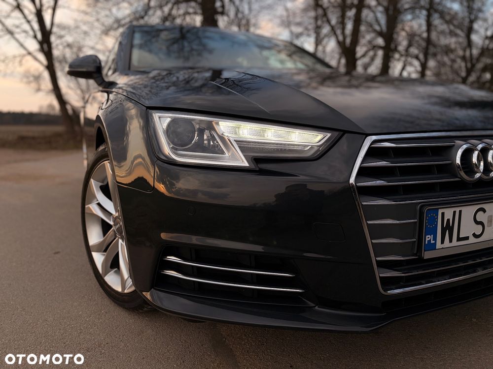 Audi A4 Avant 2.0 TDI - 10