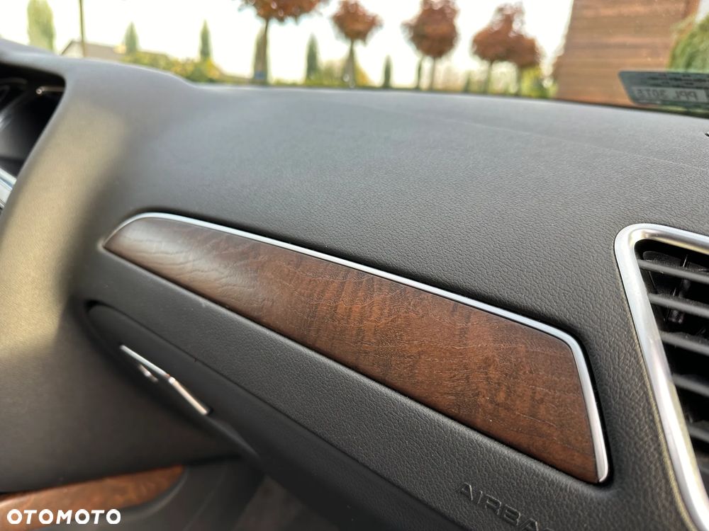 Audi A4 Avant 2.0 TDI Multitronic - 27