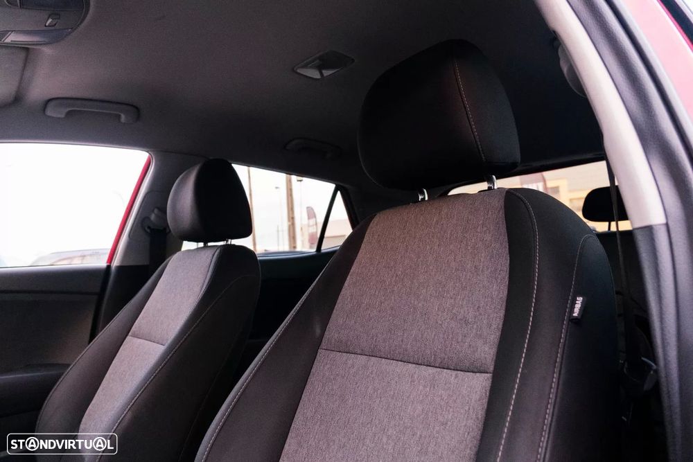 Kia Stonic 1.2 Dynamic - 23