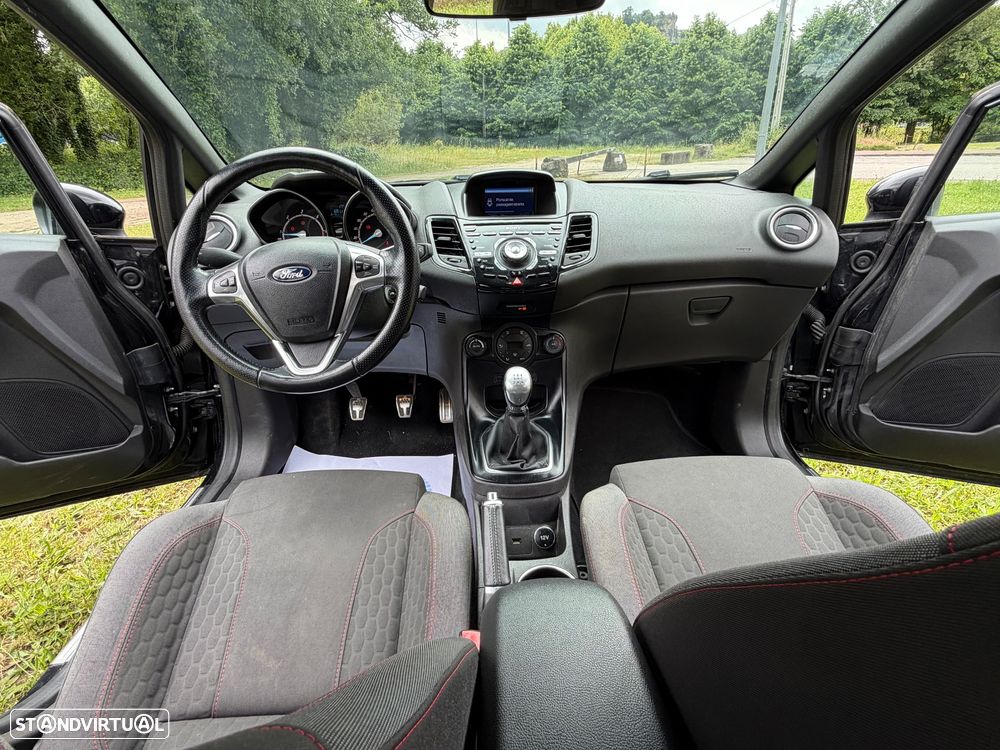 Ford Fiesta 1.5 TDCi STLine - 7