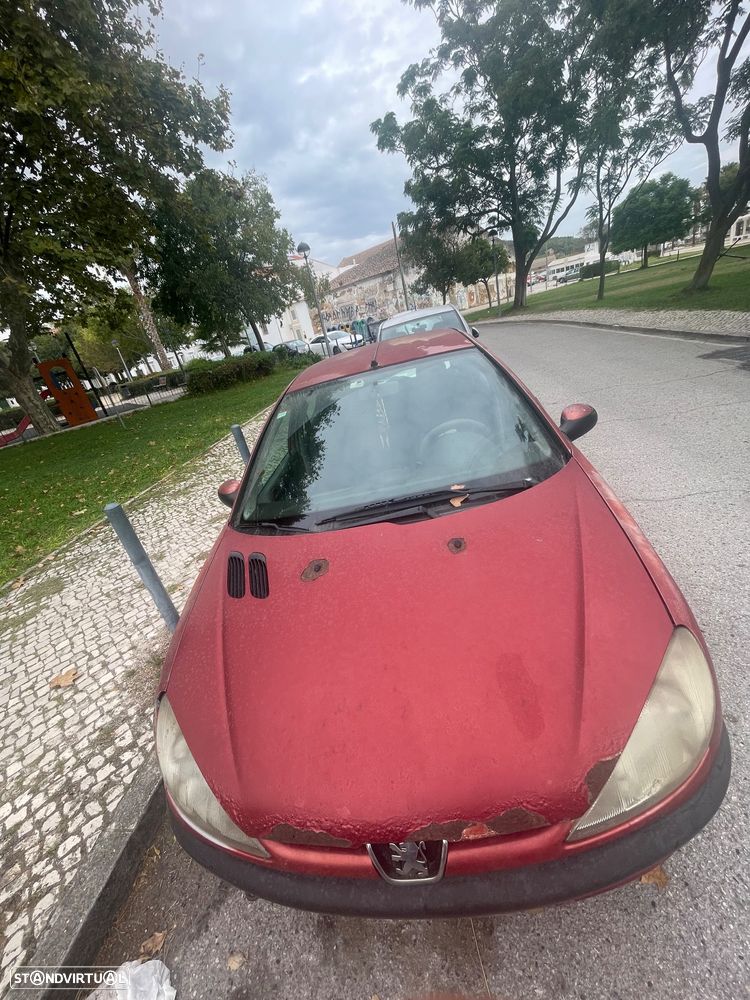 Peugeot 206 - 1