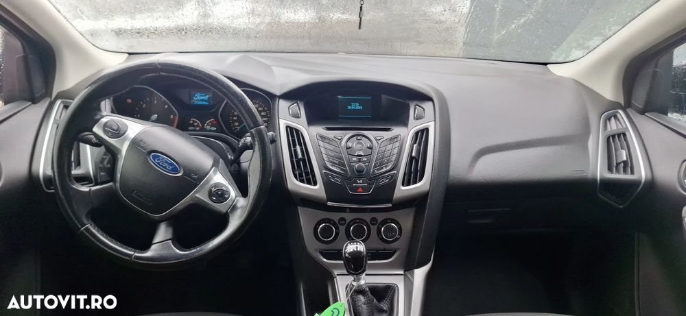 Ford Focus - 13