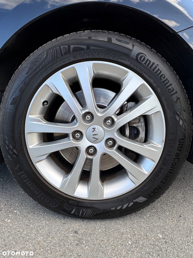 Kia Ceed - 17