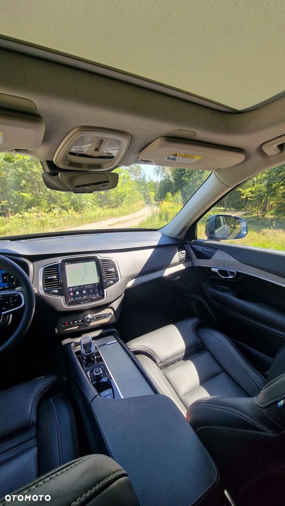 Volvo XC 90 - 32