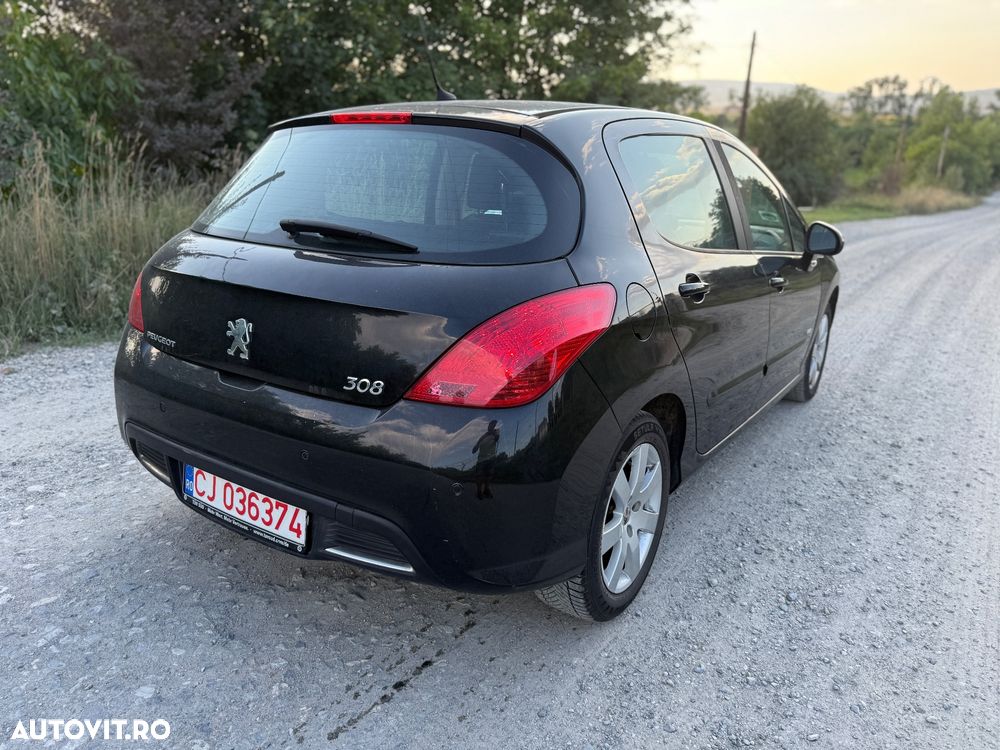 Peugeot 308 120 VTi Allure - 4