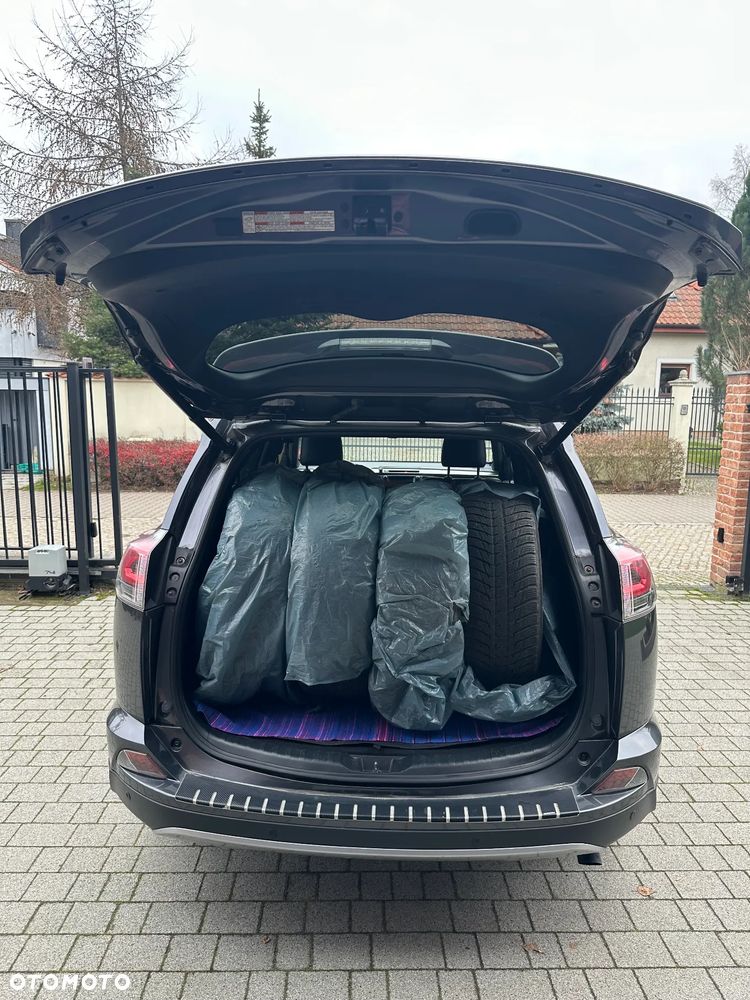 Toyota RAV4 Hybrid Prestige 4x4 - 12