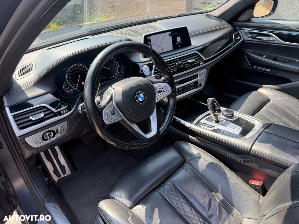 BMW Seria 7 - 8