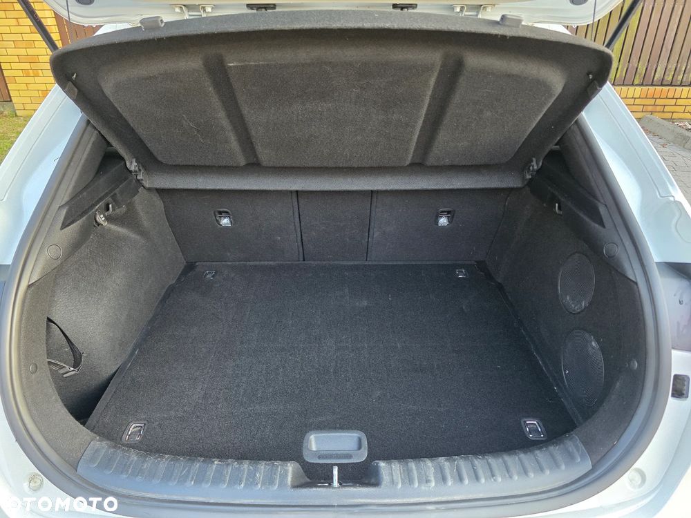 Kia XCeed 1.4 T-GDI L Business Line DCT - 17