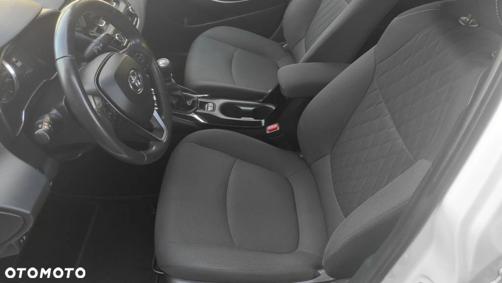 Toyota Corolla 1.5 Comfort - 10