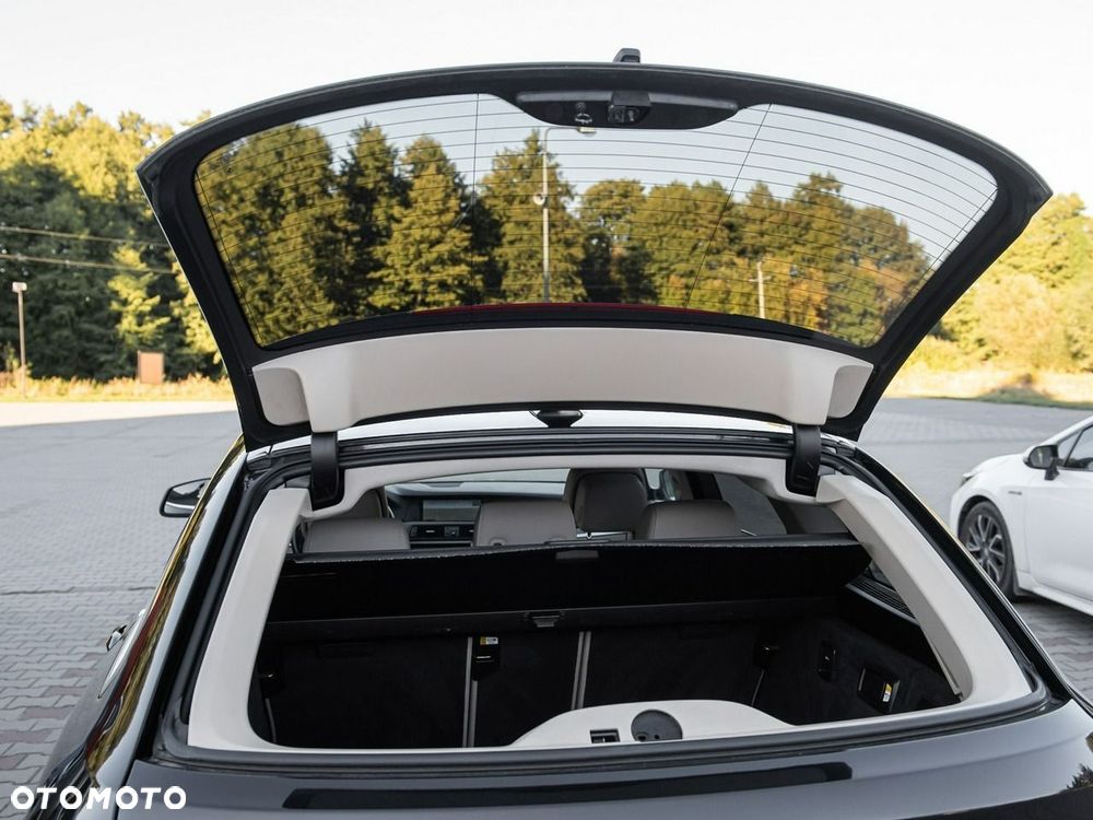 BMW Seria 5 520d Luxury Line - 28