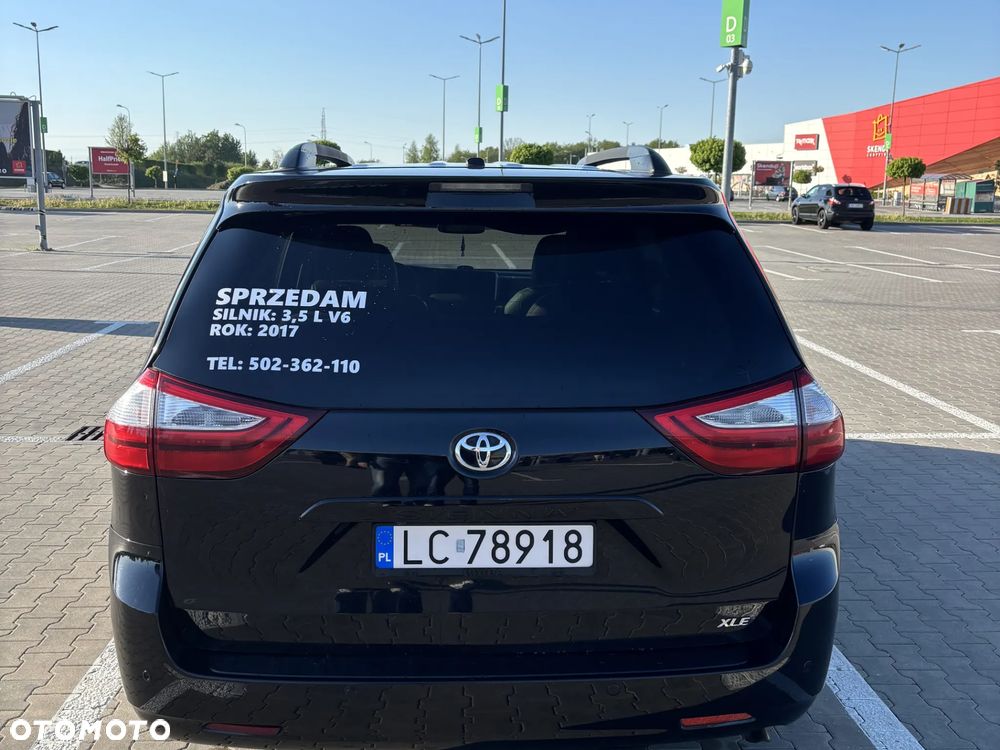 Toyota Sienna 3.5 V6 - 4