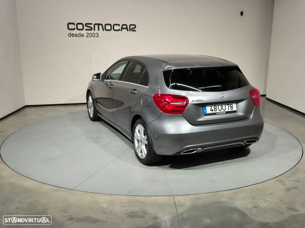 Mercedes-Benz A 180 d Urban - 9