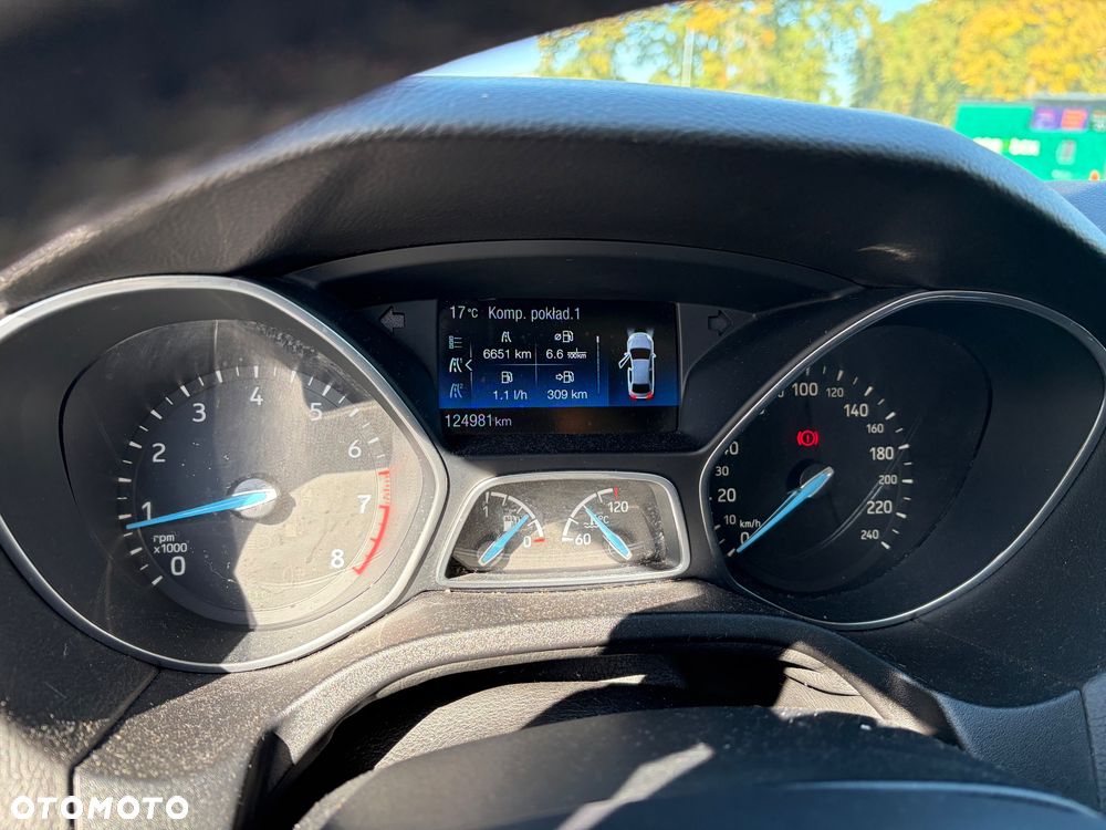 Ford Focus 1.6 SYNC Edition - 16