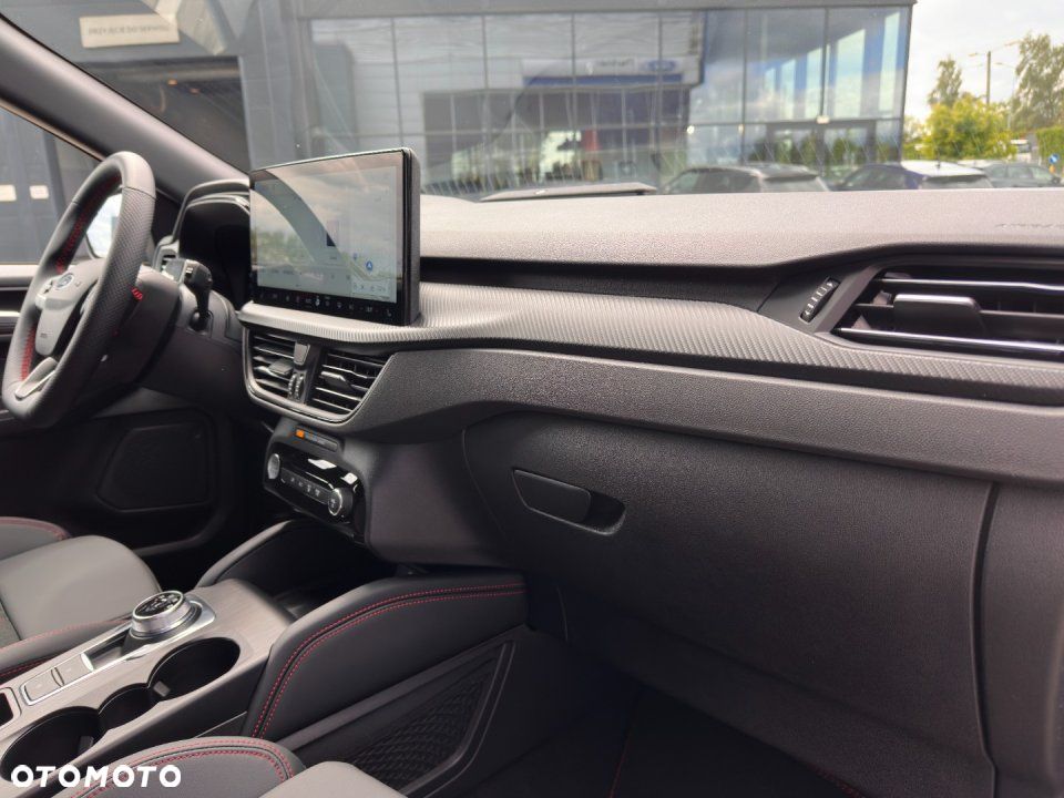 Ford Kuga - 27