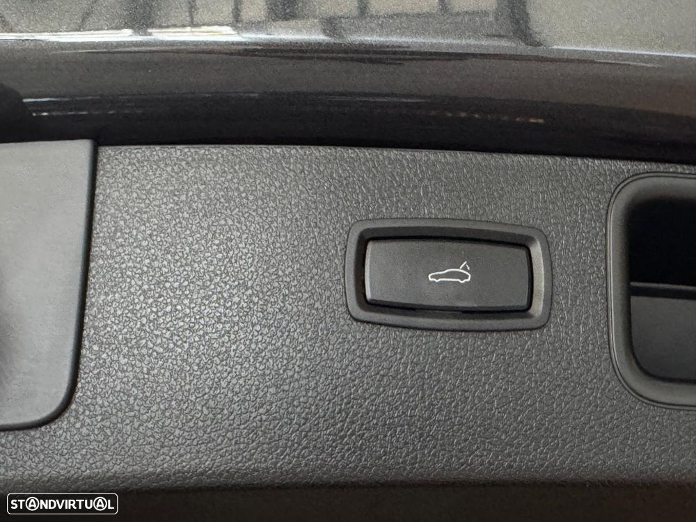 Porsche Macan S - 25