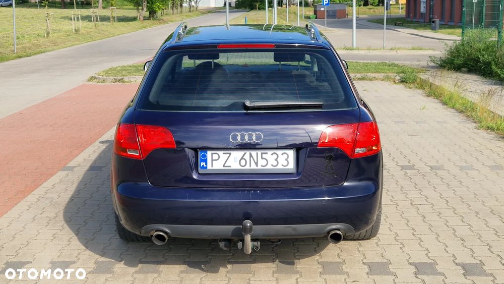 Audi A4 Avant - 4