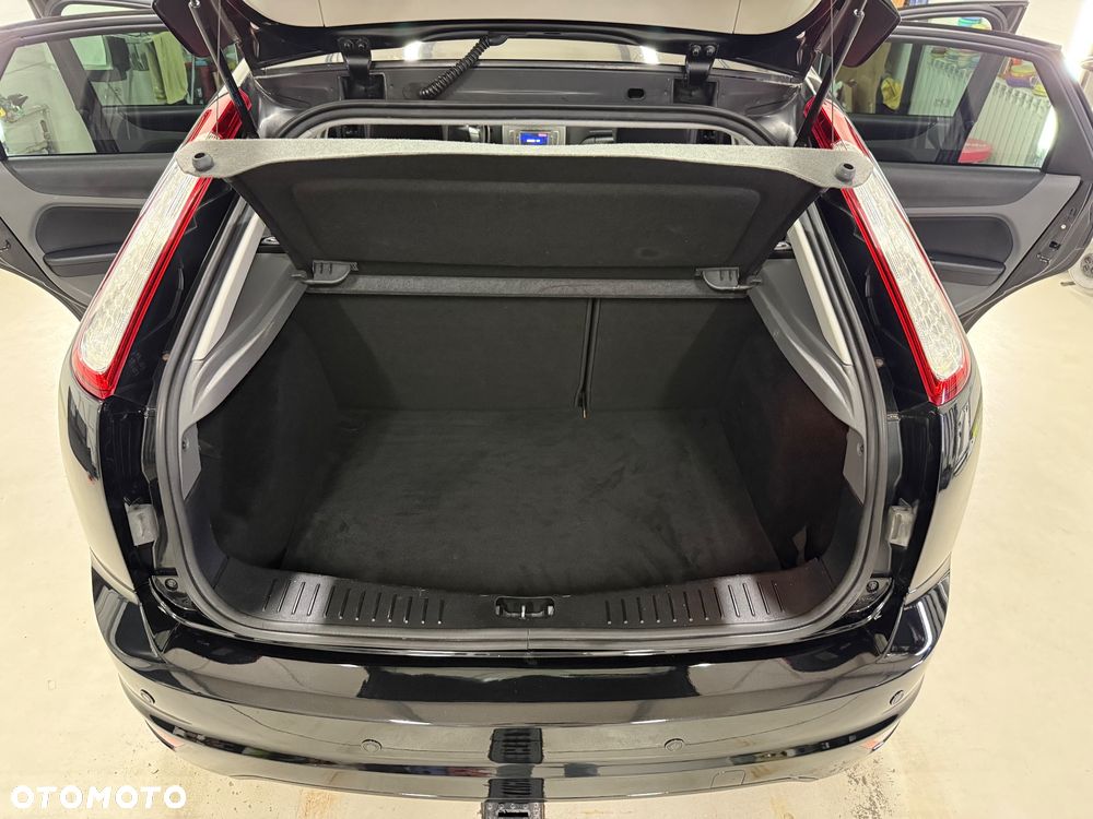Ford Focus 1.6 16V Black Magic - 12