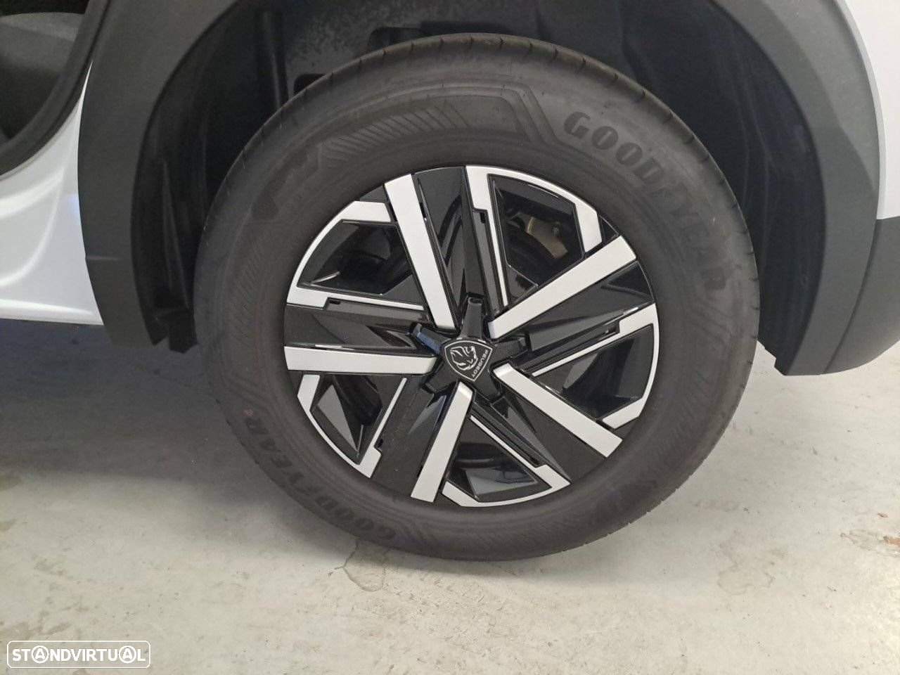 Peugeot 2008 1.2 PureTech Style - 11