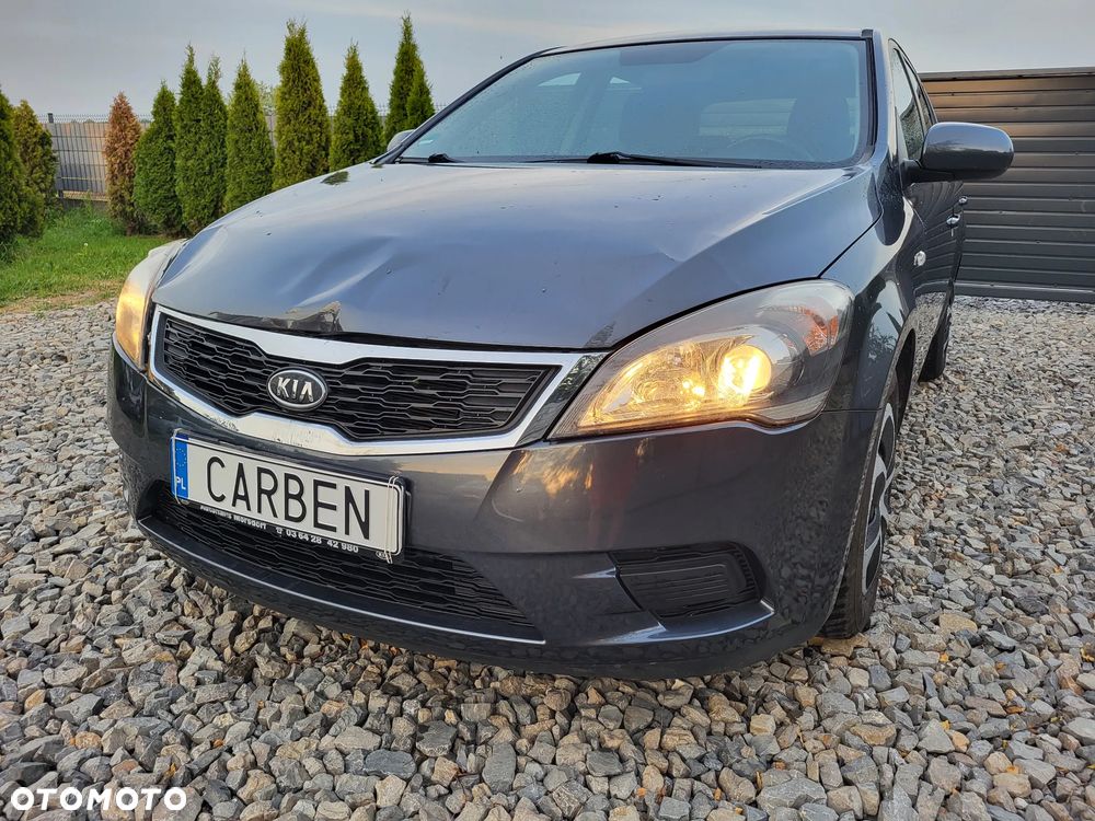 Kia Ceed 1.4 Comfort + - 1