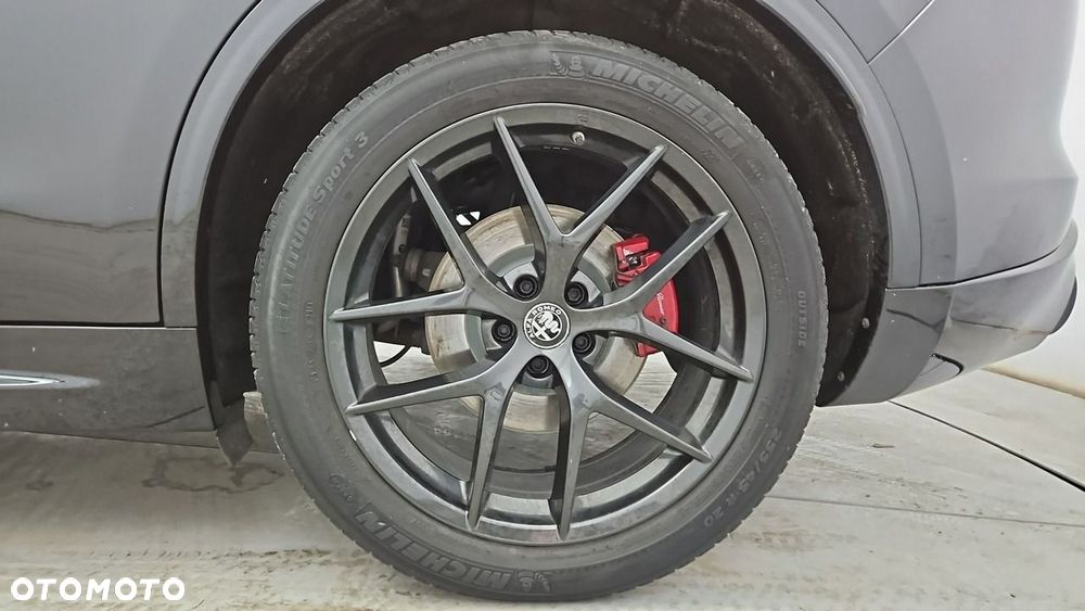 Alfa Romeo Stelvio 2.0 Turbo Executive Q4 - 24
