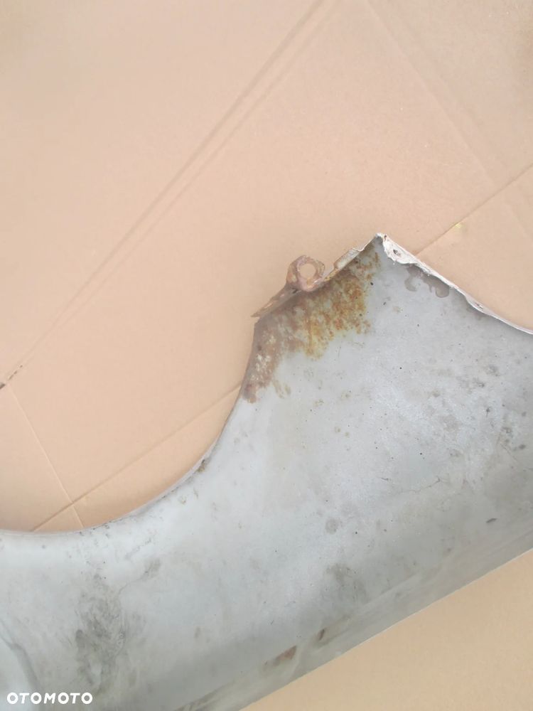 błotnik prawy Volvo V40 S40 lift - 8