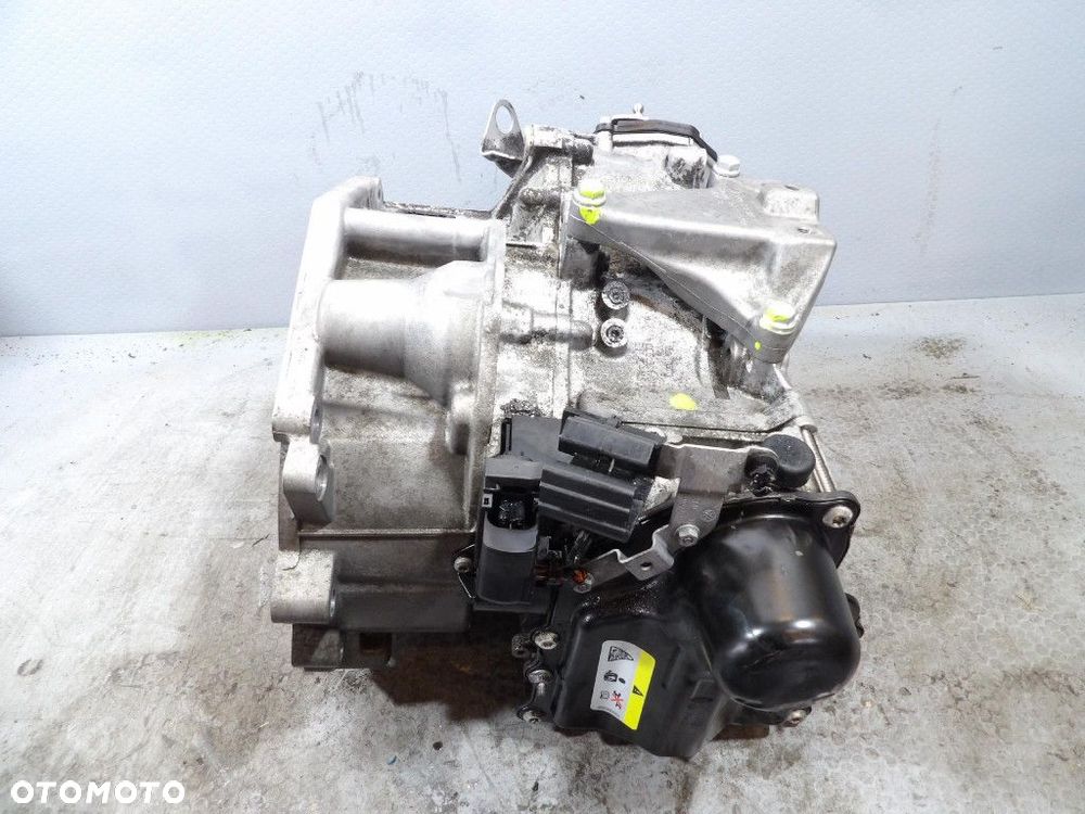 SEAT LEON III LIFT 1.6TDI SKRZYNIA BIEGÓW AUTOMATYCZNA SMT - 4