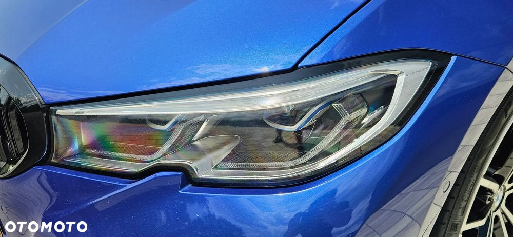 BMW Seria 3 320d Touring xDrive Edition M Sport Shadow - 24