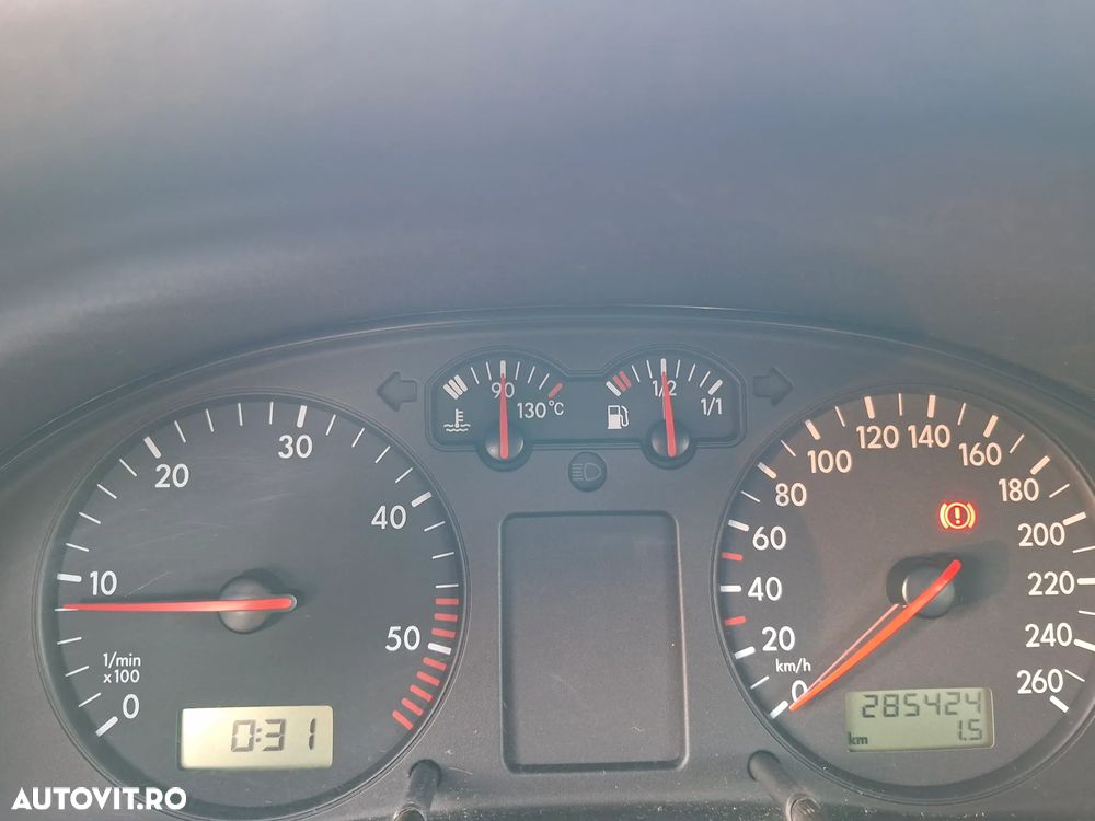 Volkswagen Passat Variant TDI - 13