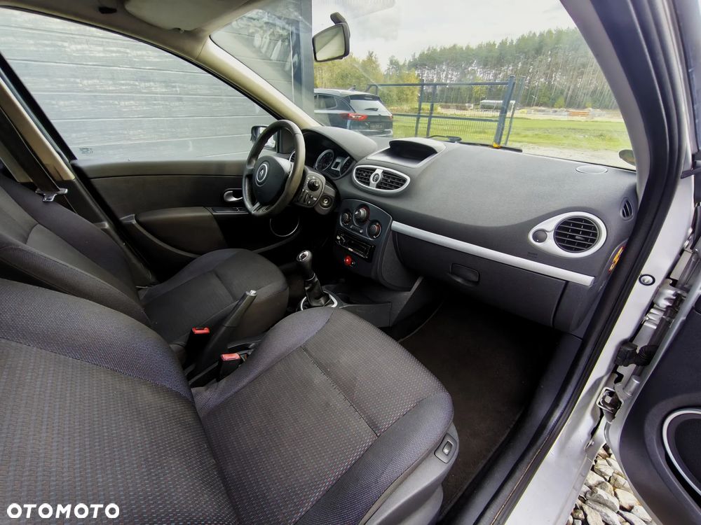 Renault Clio 1.2 TCE Authentique - 21