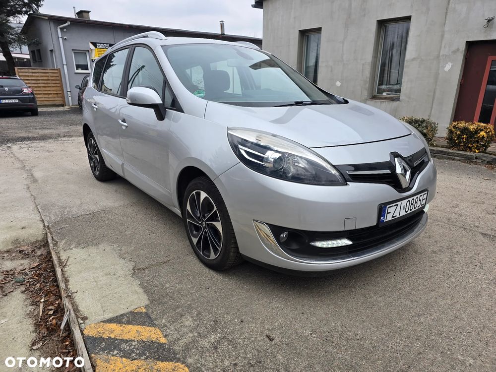 Renault Grand Scenic - 8