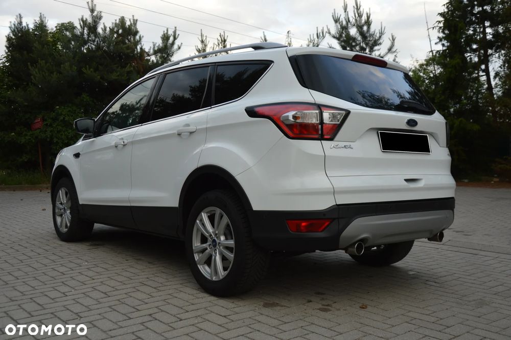 Ford Kuga 2.0 TDCi 2x4 Titanium - 15