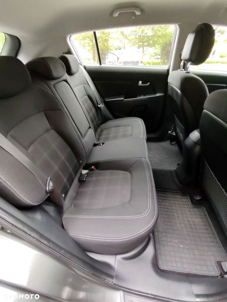 Kia Sportage 1.7 CRDI M 2WD - 13