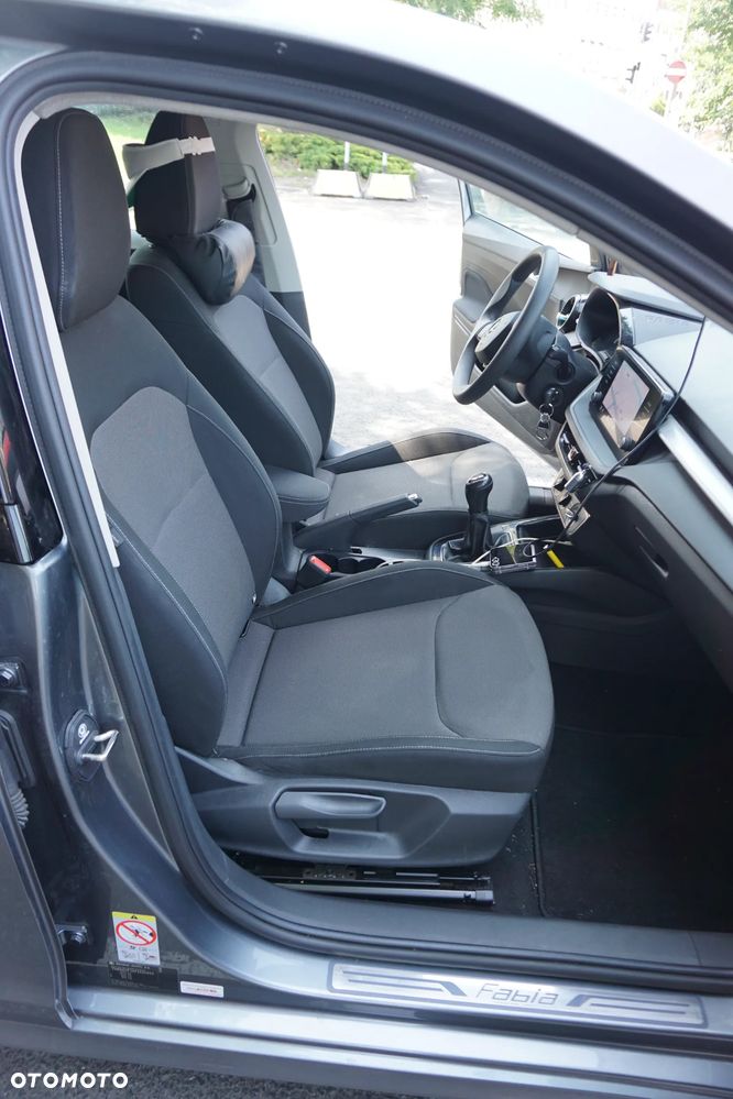 Skoda Fabia 1.0 Ambition - 14