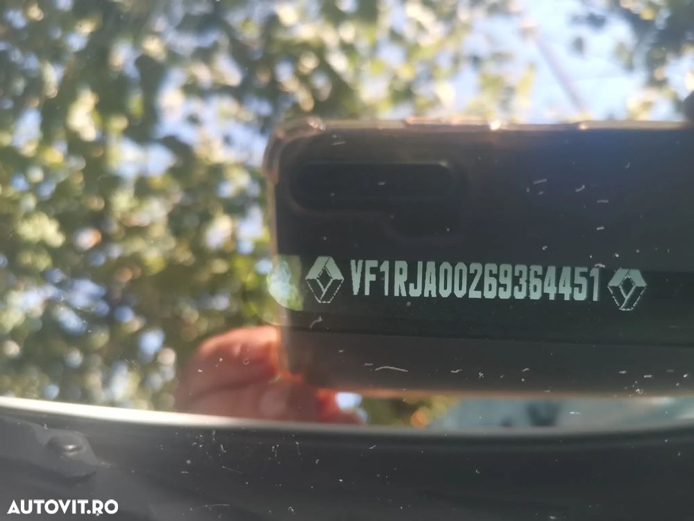 Renault Clio - 9