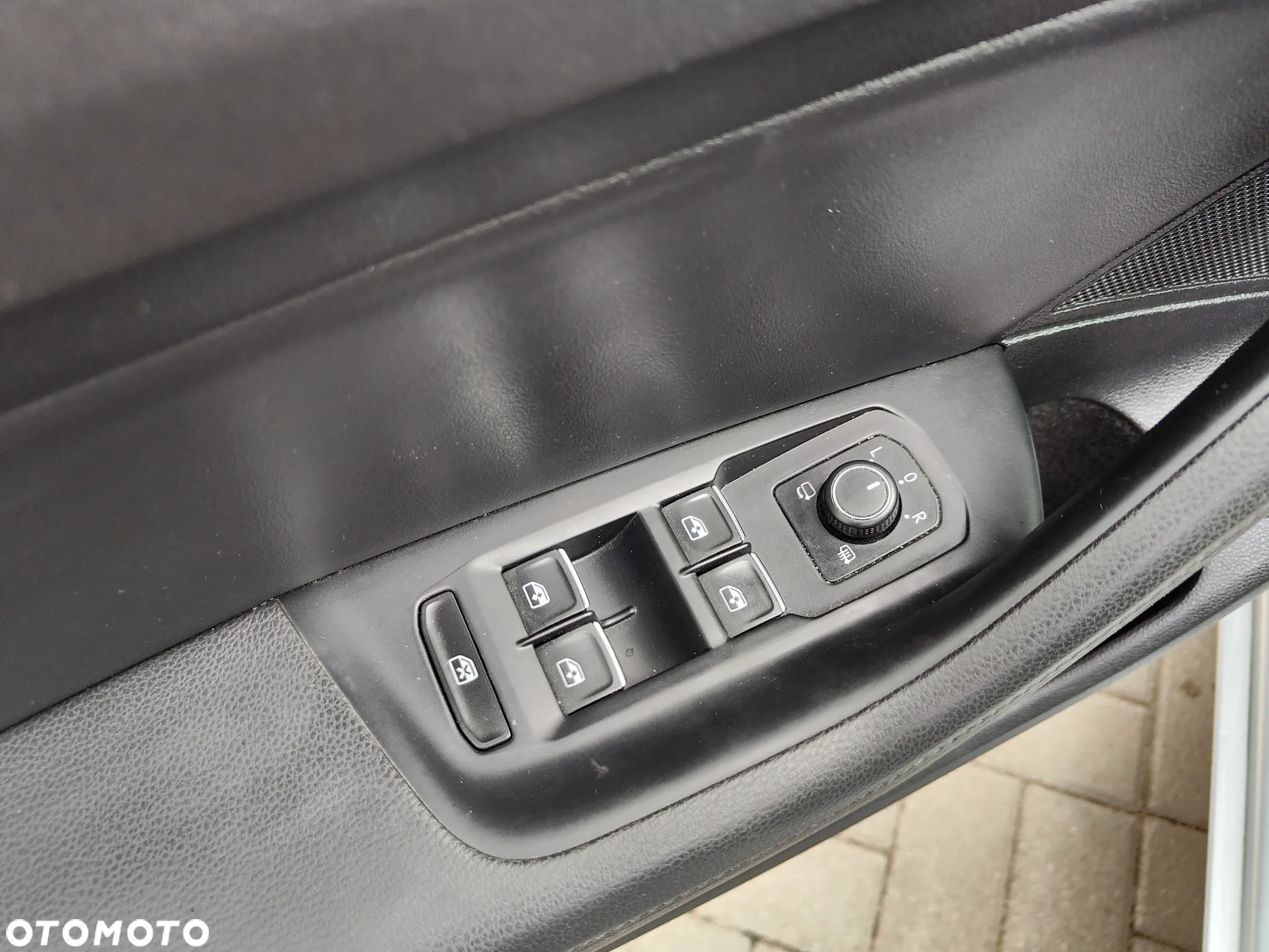 Volkswagen Passat 2.0 TDI BMT Highline - 14