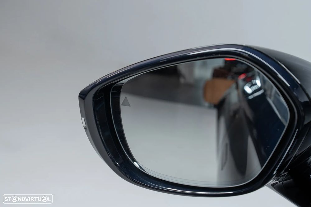 Aston Martin DBX Standard - 24