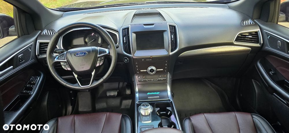 Ford Inny - 12