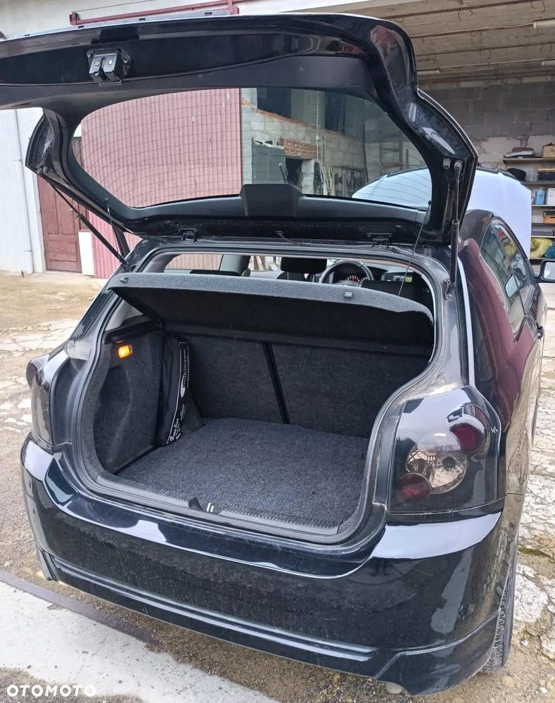 Toyota Corolla 1.6 VVT-i Dynamic - 4