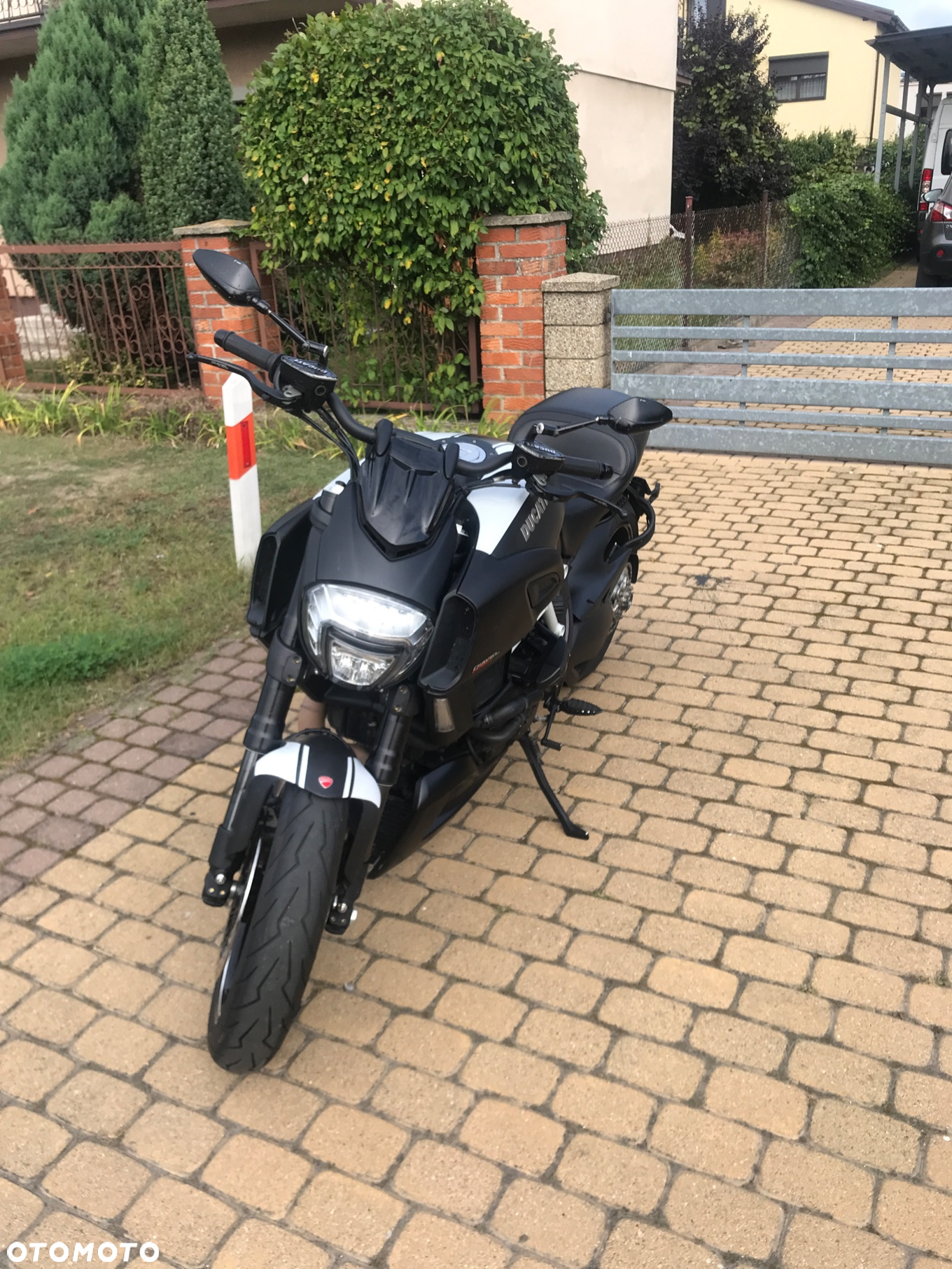 Ducati Diavel - 2