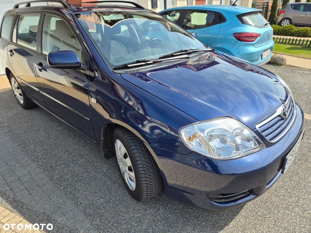 Toyota Corolla 1.4 D-4D Luna - 3