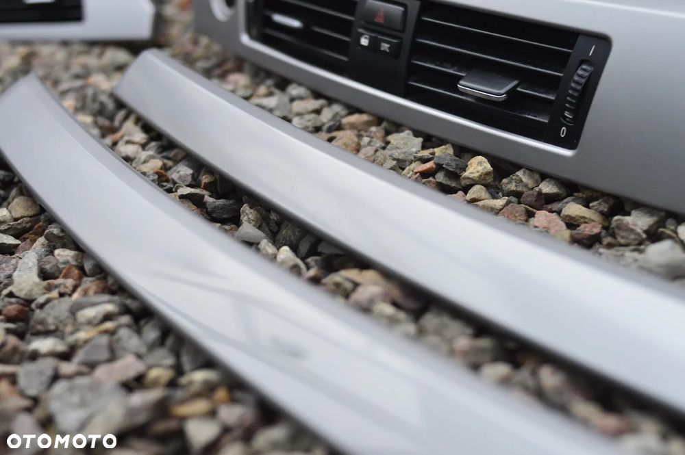 BMW E91 / E90 ORYGINALNY KOMPLET DEKORÓW / LISTWY OZDOBNE W KOLORZE SREBRNYM POD SYSTEM STAR-STOP + KRATKI NAWIEWU O NR. 51 16 7 137 484 / 51 16 7 137 485 / 7 137 484 / 7 121 472 OEM - 14