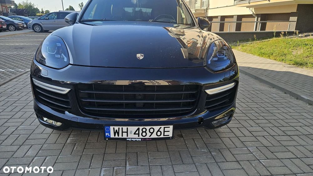 Porsche Cayenne GTS - 2