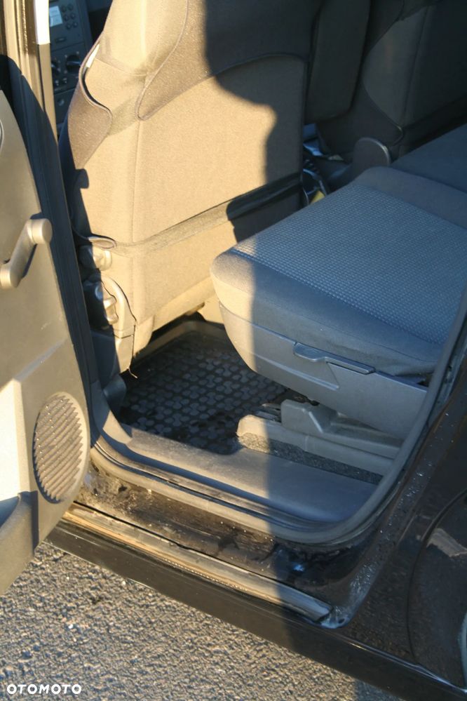 Opel Meriva 1.4 Essentia - 37