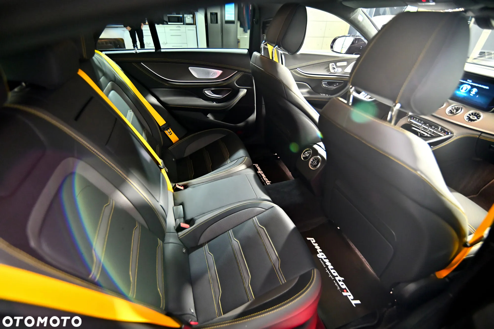 Mercedes-Benz AMG GT - 11