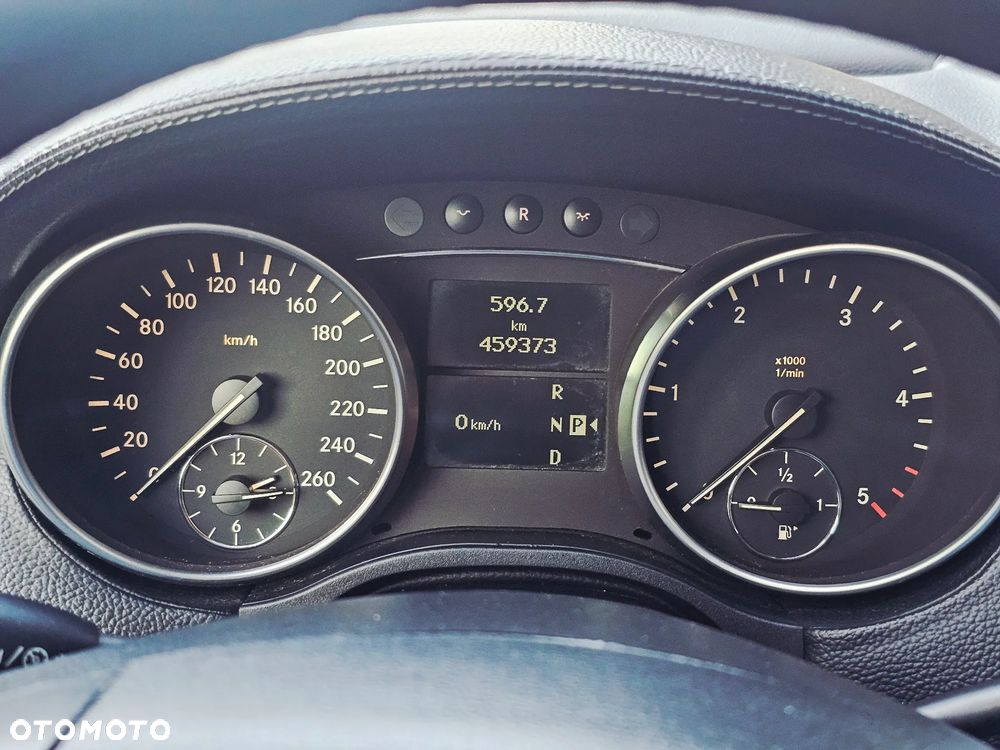 Mercedes-Benz GL 320 CDI - 12