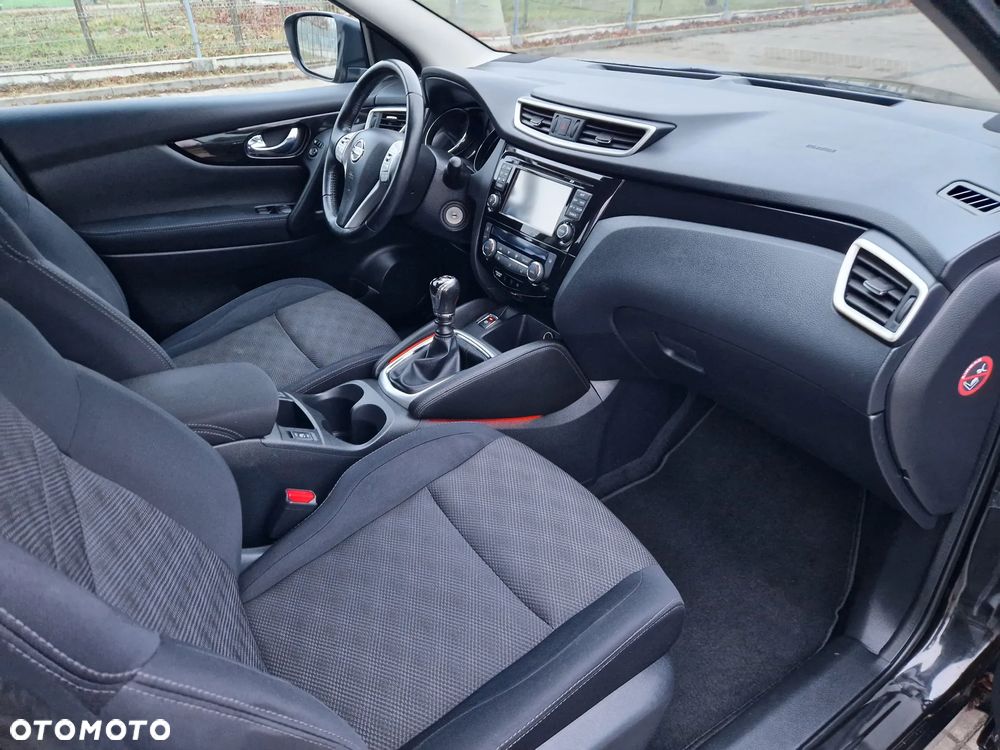 Nissan Qashqai - 30