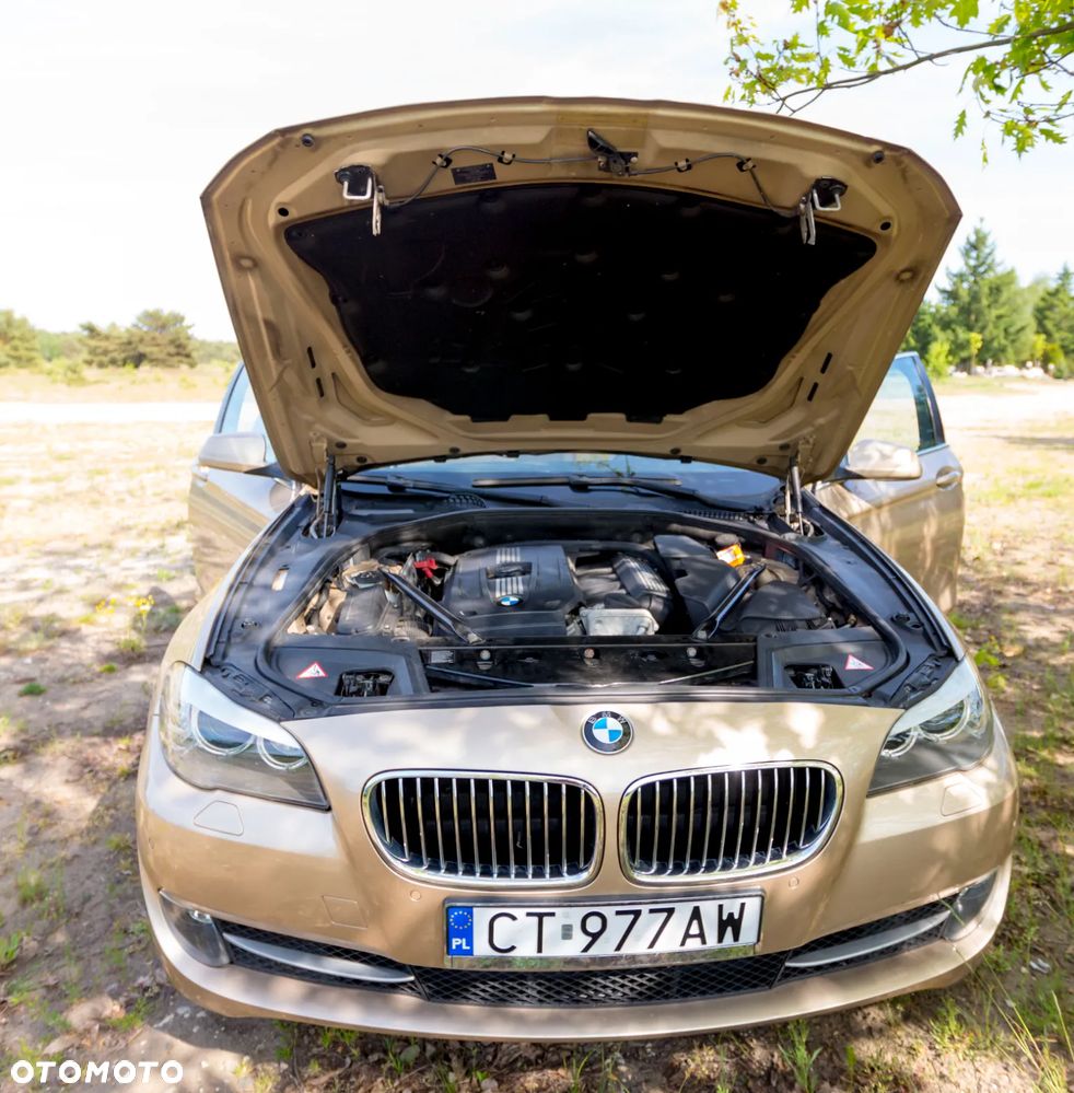 BMW Seria 5 523i - 18