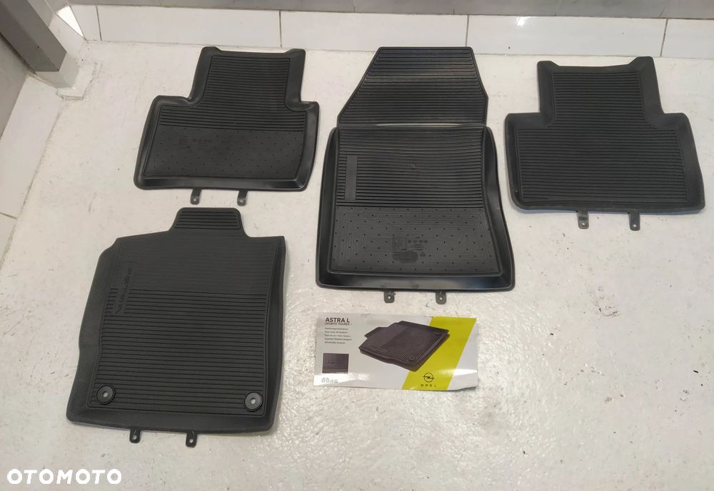 OPEL ASTRA L DYWANIKI  WYCIERACZKI WYCIERACZKA GUMOWE KOMPLET NOWY ORYGINAŁ LOGOWANE - 3