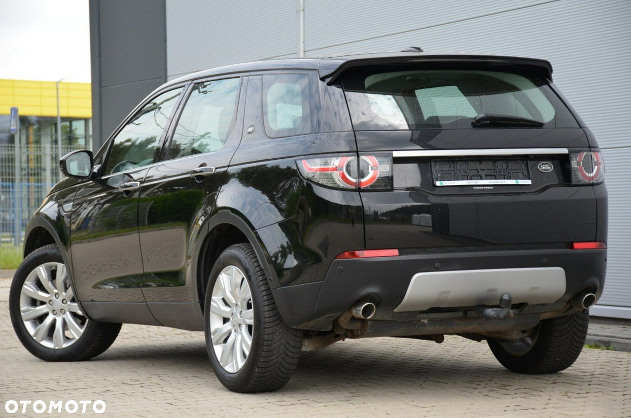 Land Rover Discovery Sport - 8